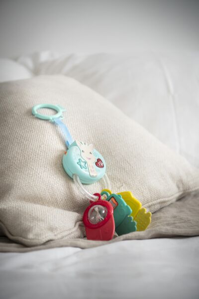 Sophie la Girafe Lights & sound sesli ve ışıklı anahtar çıngırak