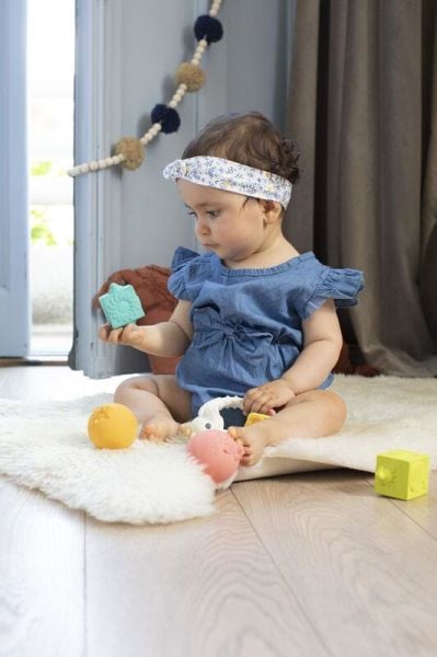 Sophie la Girafe  So Pure Early Learning Diş Kaşıyıcı Hediye Seti